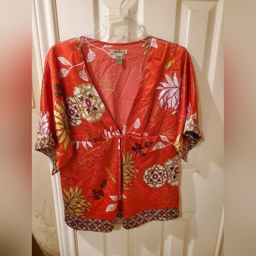 Forever 21 Red Floral Kimono Blouse